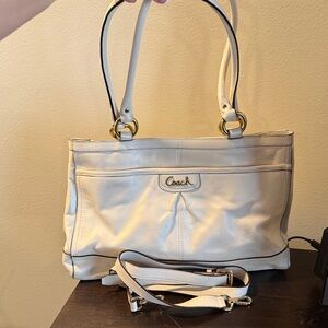 Coach Ivory Leather Shoulder Bag